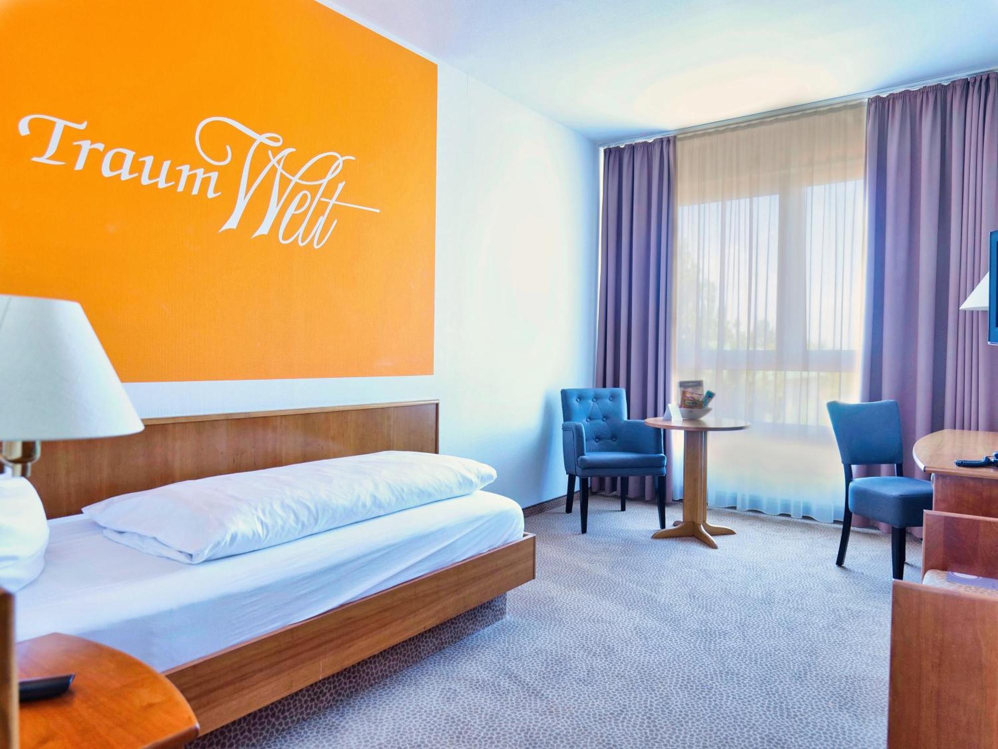 Hotel Sportwelt Radeberg Extérieur photo