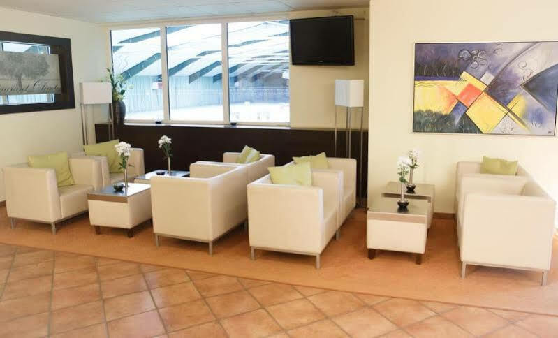 Hotel Sportwelt Radeberg Extérieur photo